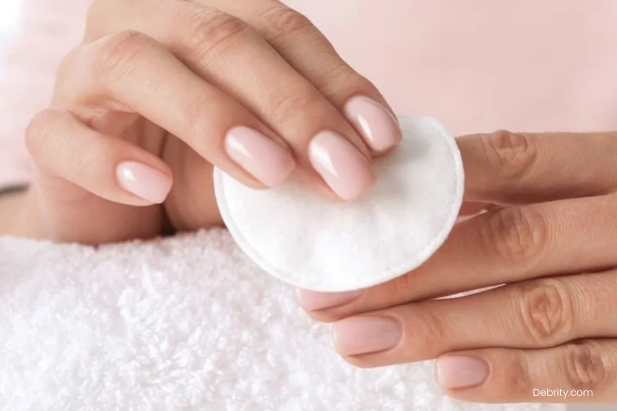 How to Remove Gel Nail Polish at Home